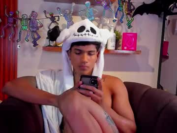 aress444 — 2025-10-01 02:28 aress444 — 2025-10-01 02:28