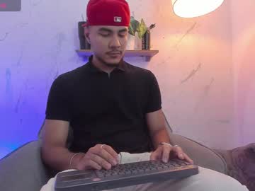 aron_summer — 2025-09-19 21:03 aron_summer — 2025-09-19 21:03