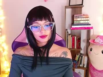 bluee_v — 2025-10-18 01:05 bluee_v — 2025-10-18 01:05