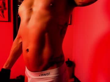 dickdamian_ — 2025-08-23 05:01 dickdamian_ — 2025-08-23 05:01