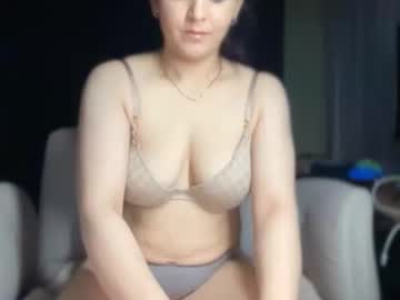 ema_lov3 — 2025-10-27 04:06 ema_lov3 — 2025-10-27 04:06