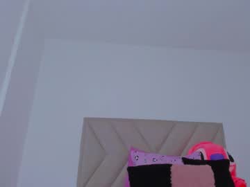 emy_colee — 2025-10-14 23:37 emy_colee — 2025-10-14 23:37