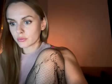 kissnova_ — 2025-08-27 23:22 kissnova_ — 2025-08-27 23:22