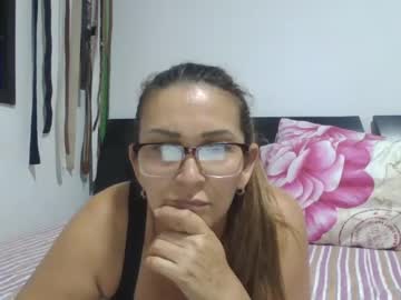 lupitavega_ — 2025-10-13 21:37 lupitavega_ — 2025-10-13 21:37