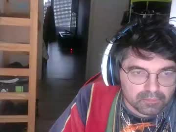 tchecky2 — 2025-10-29 09:35 tchecky2 — 2025-10-29 09:35